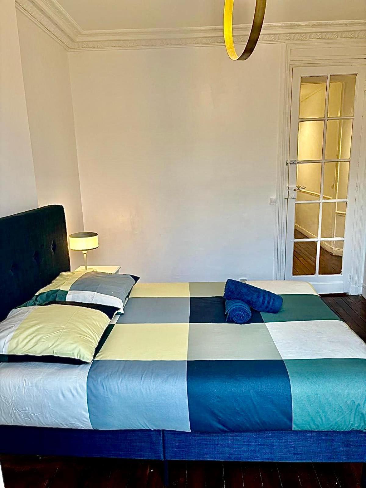 Tour Eiffel Apartment
